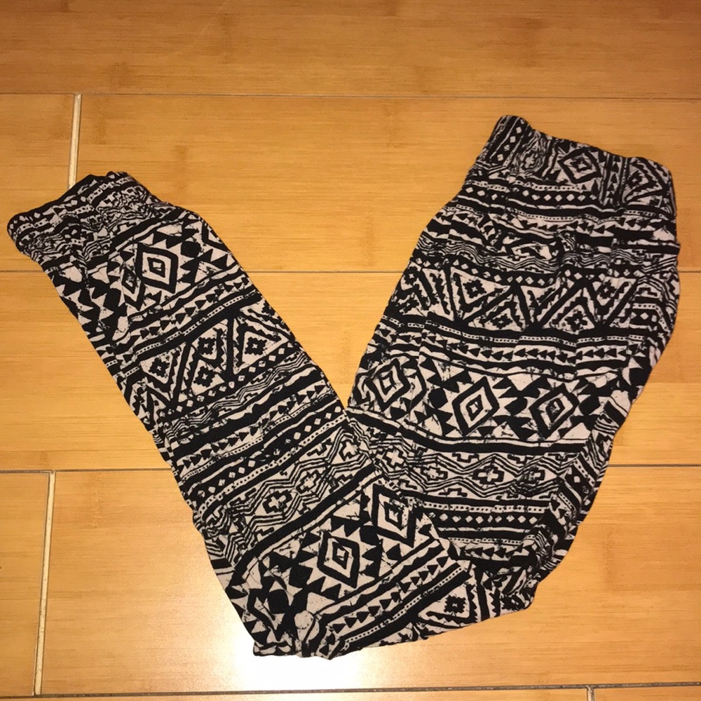 FOREVER 21 Tribal Print Pants